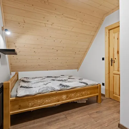 Za Dworem Domek alpejski *